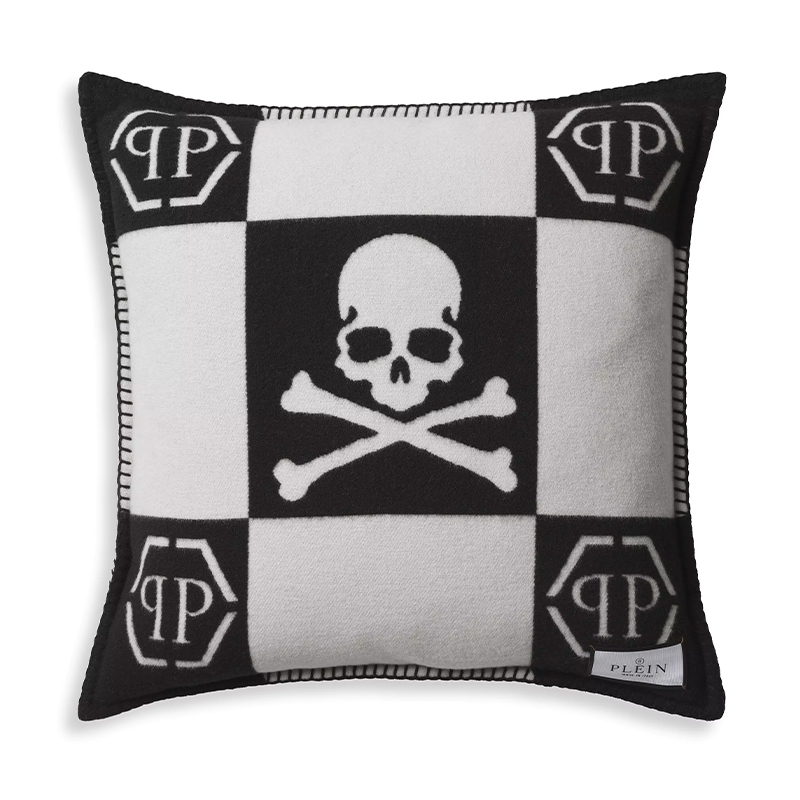 Подушка Philipp Plein Cushion Cashmere Skull 45 x 45 Black Черно-белый Подушка Philipp Plein Cushion Cashmere Skull 45 x 45 Black Черно-белый в Барнауле | Loft Concept