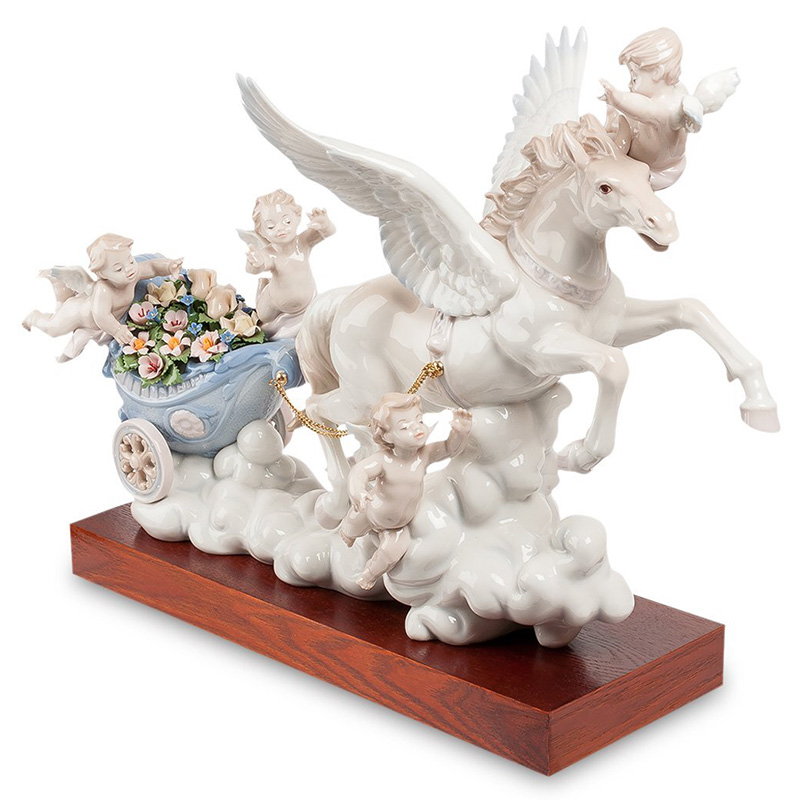 Статуэтка фарфоровая Небесная колесница Charming Statuette Белый Розовый Голубой Зеленый Бежевый Коричневый Статуэтка фарфоровая Небесная колесница Charming Statuette Белый Розовый Голубой Зеленый Бежевый Коричневый в Барнауле | Loft Concept