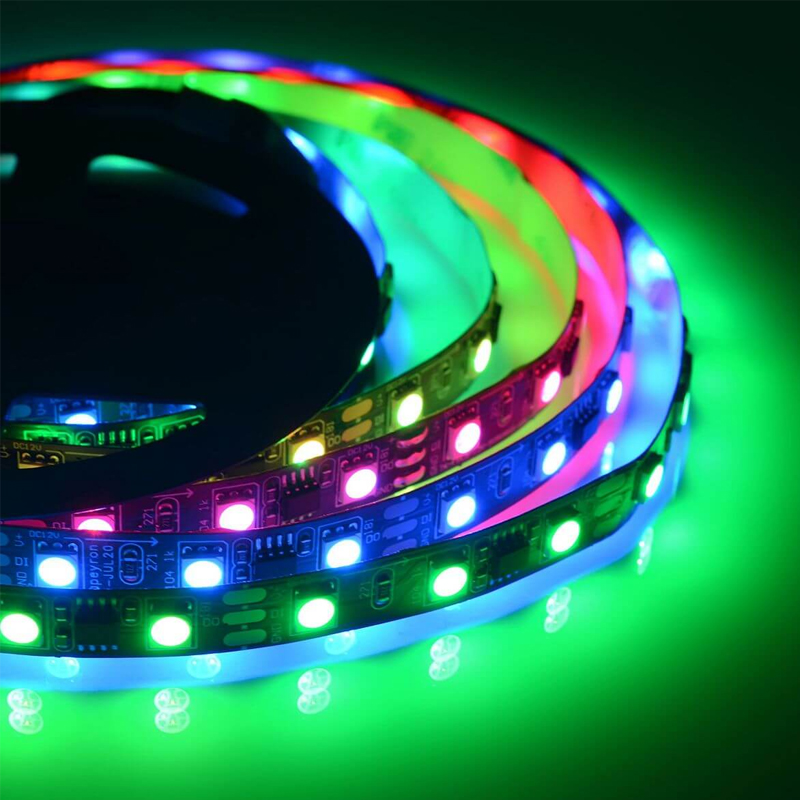 Комплект светодиодной ленты 14,4W/m 60Led/m 5050SMD разноцветный 2M Белый Комплект светодиодной ленты 14,4W/m 60Led/m 5050SMD разноцветный 2M Белый в Барнауле | Loft Concept