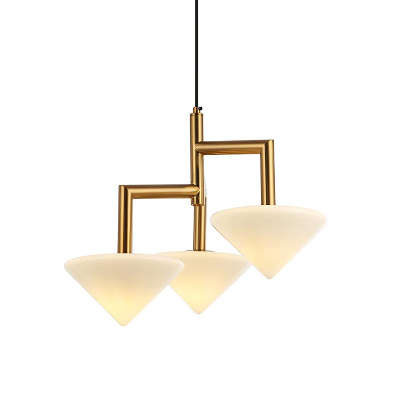 Люстра Acantha Gold Lamp Золотой Белый Люстра Acantha Gold Lamp Золотой Белый в Барнауле | Loft Concept