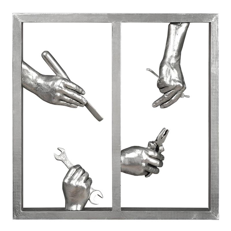 Панно Hands With Tool Серебряный Панно Hands With Tool Серебряный в Барнауле | Loft Concept