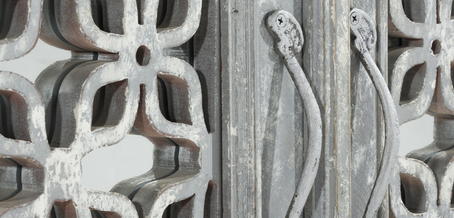 Комод в стиле прованс с декорированным резным фасадом Asger Provence Chest of Drawers - фото №1