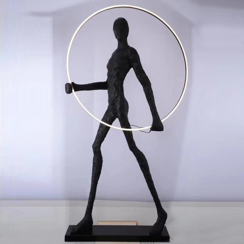 Торшер Man carries light circle Черный Торшер Man carries light circle Черный в Барнауле | Loft Concept