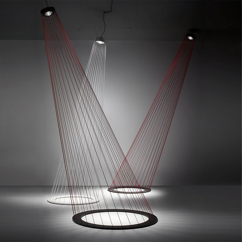 Люстра Ray Light Threads Object Lighting Красный Черный Люстра Ray Light Threads Object Lighting Красный Черный в Барнауле | Loft Concept