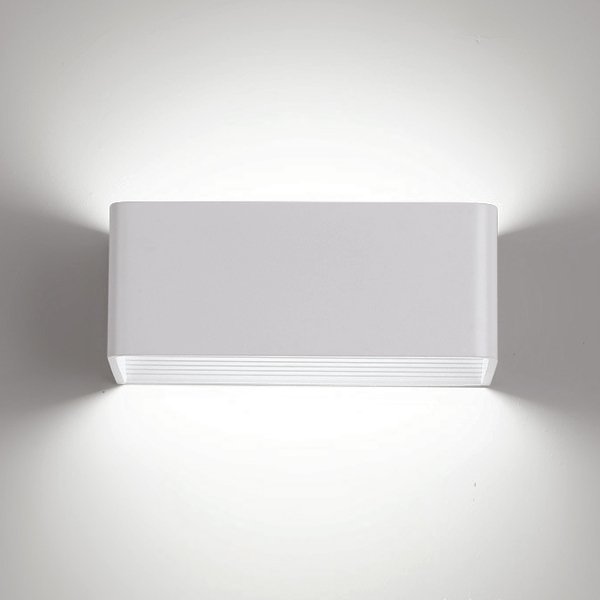 Спот White Cube Spot Long Серебряный Спот White Cube Spot Long Серебряный в Барнауле | Loft Concept