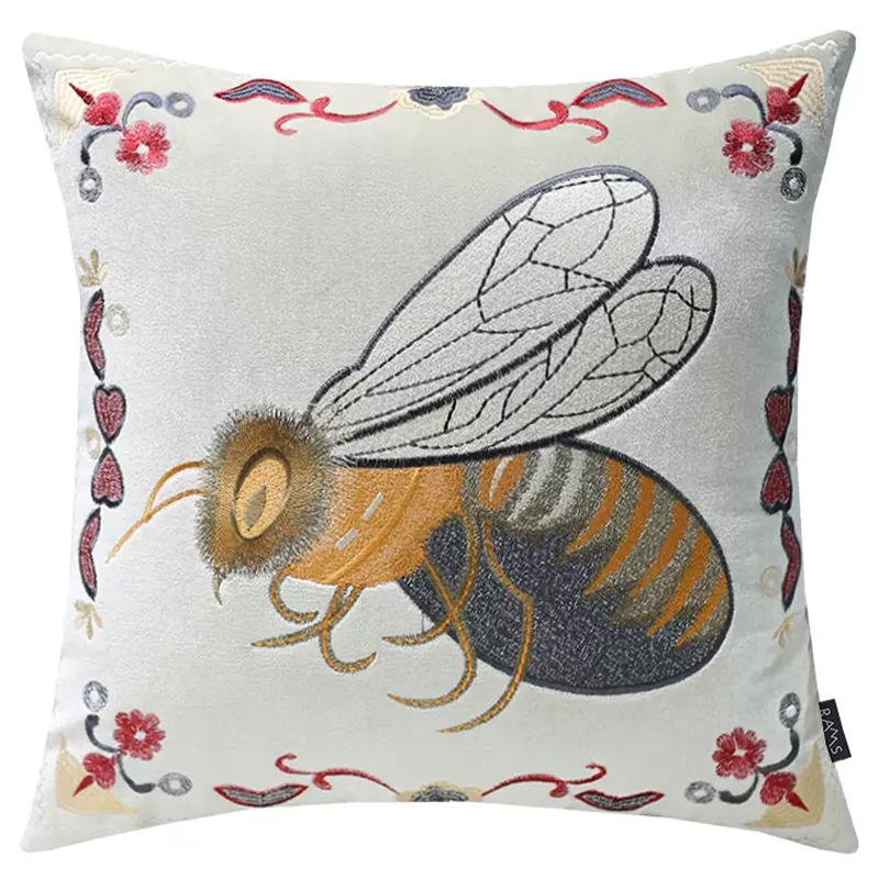 Декоративная подушка с вышивкой Пчела Стиль Gucci Bee Pillow Бежевый Мульти Декоративная подушка с вышивкой Пчела Стиль Gucci Bee Pillow Бежевый Мульти в Барнауле | Loft Concept