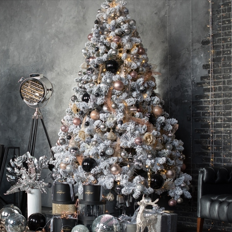 Елка Дизайнерская Украшенная Черным и Золотым декором Christmas tree Black and Gold Золотой Белый Черный Елка Дизайнерская Украшенная Черным и Золотым декором Christmas tree Black and Gold Золотой Белый Черный в Барнауле | Loft Concept