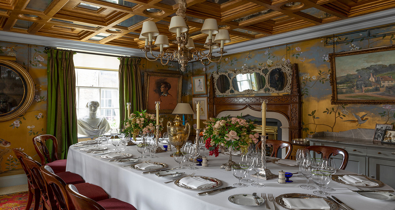 Обои ручная роспись Badminton Deep Rich Gold - фото №1