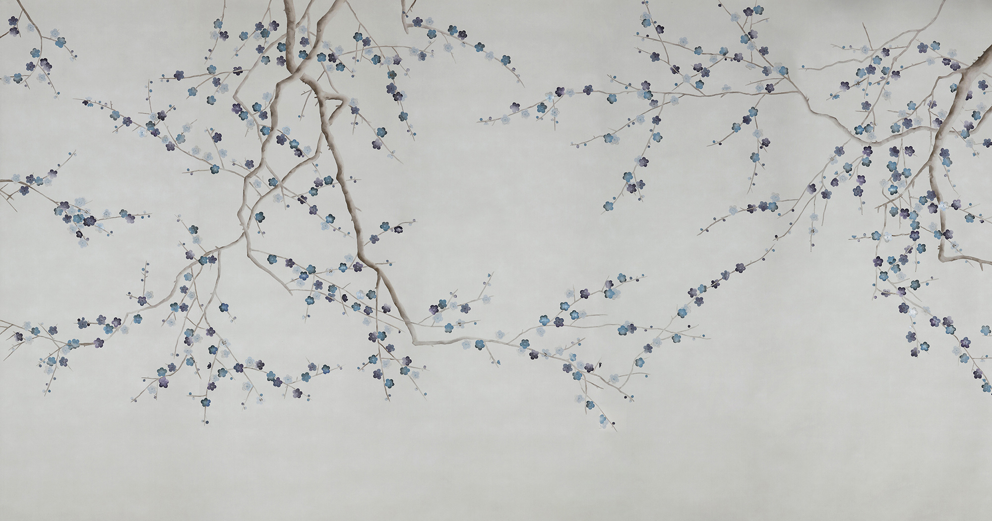 Обои ручная роспись Plum Blossom Colourway SC-81 on Oyster Shell metallic silk Обои ручная роспись Plum Blossom Colourway SC-81 on Oyster Shell metallic silk - постер Loft-Concept в Барнауле