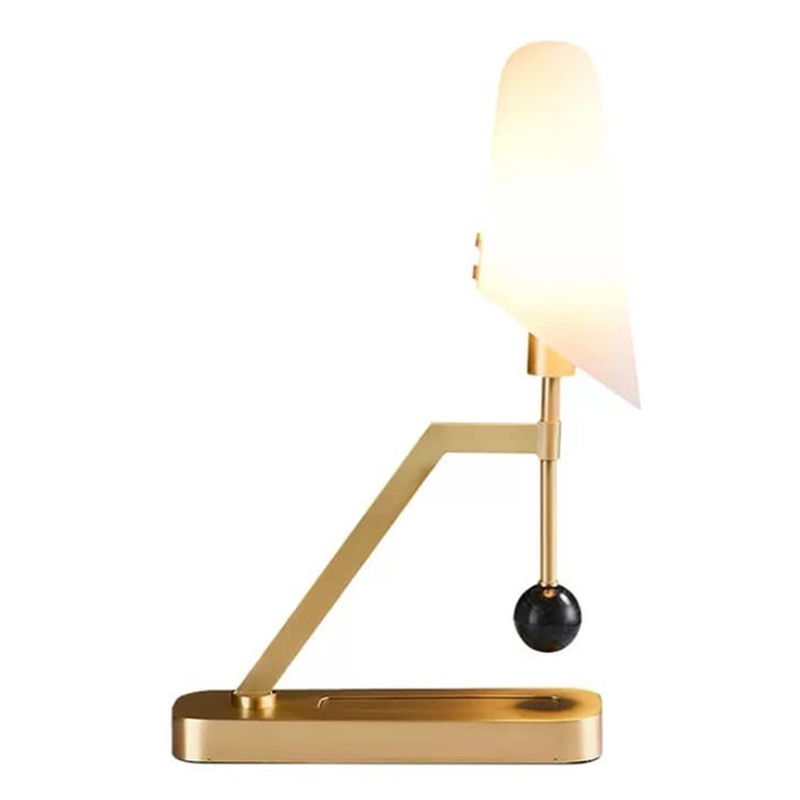 Настольная лампа Gold table lamp with stone Золотой Белый в Барнауле | Loft Concept 