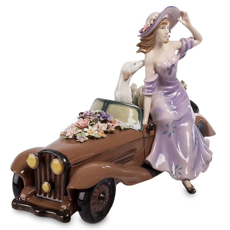 Статуэтка фарфоровая Девушка с автомобилем Charming Statuette Сиреневый Коричневый Белый Зеленый Розовый Статуэтка фарфоровая Девушка с автомобилем Charming Statuette Сиреневый Коричневый Белый Зеленый Розовый в Барнауле | Loft Concept