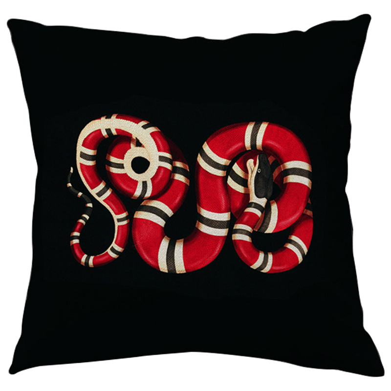 Декоративная подушка Стиль Gucci Micrurus Snake Black Черный Красный Бежевый Декоративная подушка Стиль Gucci Micrurus Snake Black Черный Красный Бежевый в Барнауле | Loft Concept