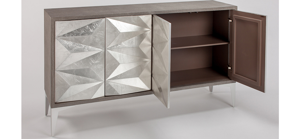 Комод с геометрическим рельефным фасадом Mirrored Doors Серебристый Комод с геометрическим рельефным фасадом Mirrored Doors Серебристый - Loft-Concept в Барнауле