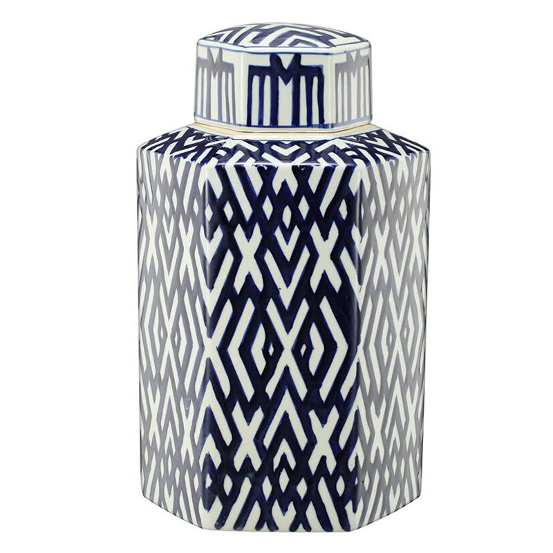 Ваза с крышкой и графическим узором в сине-белых цветах Blue & White Ornament Белый Синий Ваза с крышкой и графическим узором в сине-белых цветах Blue & White Ornament Белый Синий в Барнауле | Loft Concept