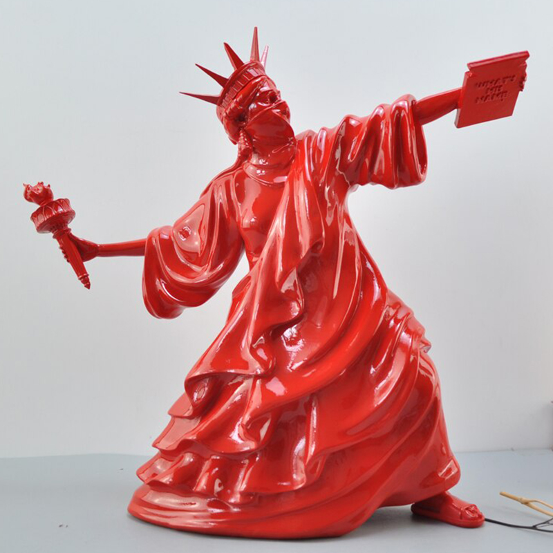 Статуэтка Freedom Riot Red Красный Статуэтка Freedom Riot Red Красный в Барнауле | Loft Concept