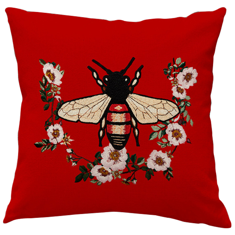 Декоративная подушка Стиль Gucci Bee Red Красный Бежевый Черный Декоративная подушка Стиль Gucci Bee Red Красный Бежевый Черный в Барнауле | Loft Concept