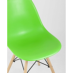 Пластиковый стул на ножках из массива бука Eames Light Green варинант исполнения - 2 | Loft Concept в Барнауле