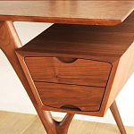 Письменный стол прямоугольный с 2-мя ящиками и полкой Idenontal варинант исполнения - 4 | Loft Concept в Барнауле