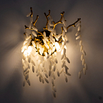 Бра золотого цвета с ветвями и белыми овальными стеклянными подвесками Droplet Chandelier варинант исполнения - 2 | Loft Concept в Барнауле