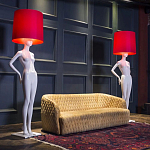 Лампа MANNEQUIN LAMP с абажуром созерцание силуэта варинант исполнения - 2 | Loft Concept в Барнауле