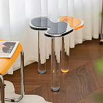 Дизайнерский журнальный стол с фигурной столешницей на 3-х прозрачных ножках Rahakif варинант исполнения - 1 | Loft Concept в Барнауле