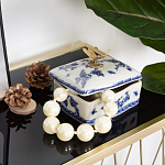 Фарфоровая шкатулка с бронзовой стрекозой Blue and White варинант исполнения - 7 | Loft Concept в Барнауле