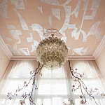 Обои ручная роспись в стиле Арт-деко Symphony Colourway SC-105 on Himalayan Rose silk dupion варинант исполнения - 1 | Loft Concept в Барнауле