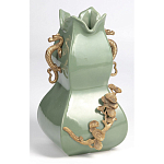 Ваза зеленого цвета из фарфора с бронзовыми ручками в виде драконов и рельефным цветочным декором Eden Garden porcelain and bronze варинант исполнения - 2 | Loft Concept в Барнауле