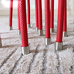 Дизайнерский журнальный стол с круглой прозрачной столешницей и основанием в виде красных металлических тросов Wires варинант исполнения - 3 | Loft Concept в Барнауле