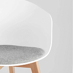 Стул из пластика с мягким сиденьем Eames варинант исполнения - 6 | Loft Concept в Барнауле