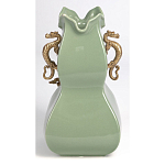 Ваза зеленого цвета из фарфора с бронзовыми ручками в виде драконов и рельефным цветочным декором Eden Garden porcelain and bronze варинант исполнения - 5 | Loft Concept в Барнауле