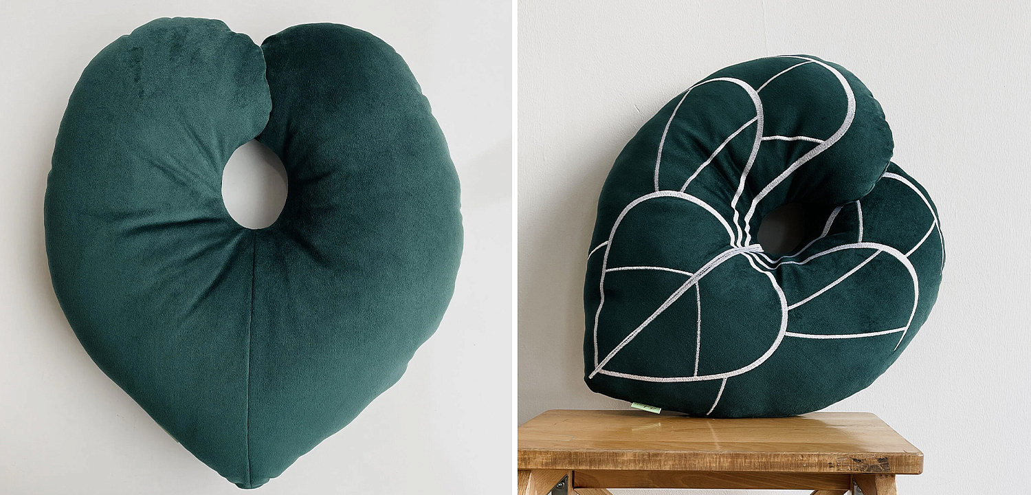 Декоративная подушка Botanical Cushion Anthurium Декоративная подушка Botanical Cushion Anthurium - Loft-Concept в Барнауле