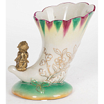 Ваза из фарфора с бронзовой фигуркой ангела Eden Garden porcelain and bronze варинант исполнения - 2 | Loft Concept в Барнауле