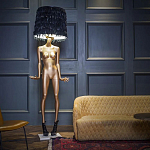 Лампа MANNEQUIN LAMP с абажуром модельный позинг варинант исполнения - 2 | Loft Concept в Барнауле
