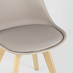 Стул с основой из пластика и мягким сиденьем Arvika Beige варинант исполнения - 7 | Loft Concept в Барнауле