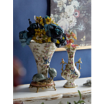 Ваза белого цвета из фарфора с цветочным рисунком и бронзовыми ручками с фигурками птиц Eden Garden porcelain and bronze варинант исполнения - 6 | Loft Concept в Барнауле