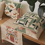 Подушка декоративная зеленого цвета с геометрическим рисунком Divine Abstractions варинант исполнения - 7 | Loft Concept в Барнауле