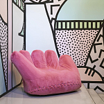Дизайнерское плюшевое розовое кресло в форме руки Poltronova Joe Plush Taffy Pink Armchair варинант исполнения - 2 | Loft Concept в Барнауле
