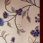 Обои с вышивкой ручной работы Flora Catherine colourway on Liso Pearl wool sateen варинант исполнения - 4 | Loft Concept в Барнауле