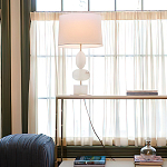 Настольная лампа на фигурном мраморном основании Conundrum варинант исполнения - 5 | Loft Concept в Барнауле