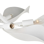 Потолочный светильник с плафонами в виде белых лепестков Delicate Flower варинант исполнения - 1 | Loft Concept в Барнауле