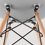 Пластиковый стул на ножках из массива бука Eames Cappuccino варинант исполнения - 9 | Loft Concept в Барнауле