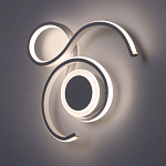 Бра белого цвета с изогнутыми световыми линиями и круглым основанием Luke Lampco Tracer Lamp варинант исполнения - 2 | Loft Concept в Барнауле