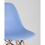 Пластиковый стул на ножках из массива бука Eames Blue варинант исполнения - 2 | Loft Concept в Барнауле