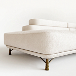 Диван угловой Saint-Trope на ножках с обивкой букле  варинант исполнения - 2 | Loft Concept в Барнауле