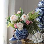 Ваза округлой формы с синей росписью и цветочным узором Blue & White Ornament варинант исполнения - 3 | Loft Concept в Барнауле