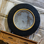 Зеркало в черной фактурной раме с золотым кантом Summon the Light варинант исполнения - 5 | Loft Concept в Барнауле