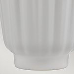 Настольная лампа с белым конусным абажуром и ребристым керамическим основанием Quintiesse варинант исполнения - 6 | Loft Concept в Барнауле