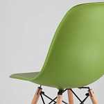 Пластиковый стул на ножках из массива бука Eames Green варинант исполнения - 3 | Loft Concept в Барнауле