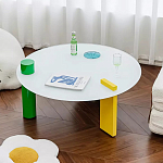 Дизайнерский журнальный стол с круглой белой столешницей на 3-х геометрических ножках Tajefox варинант исполнения - 1 | Loft Concept в Барнауле